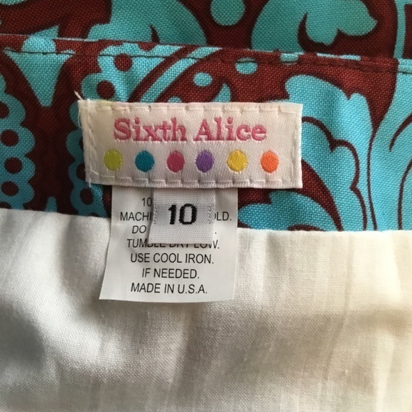 Darling skirt perfect for all seasons. - Picture 3 of 4